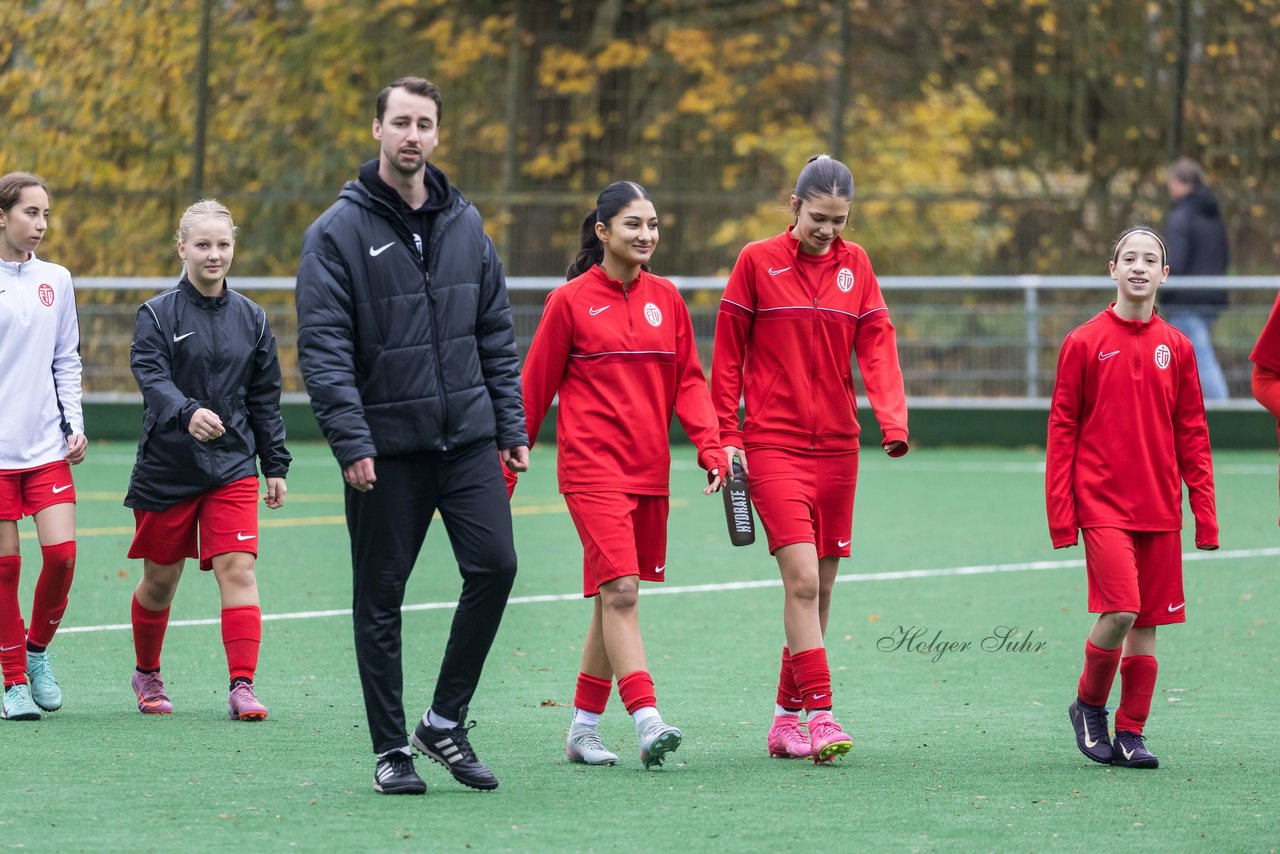 Bild 112 - wCJ VfL Pinneberg - Eimsbuettler TV : Ergebnis: 0:3